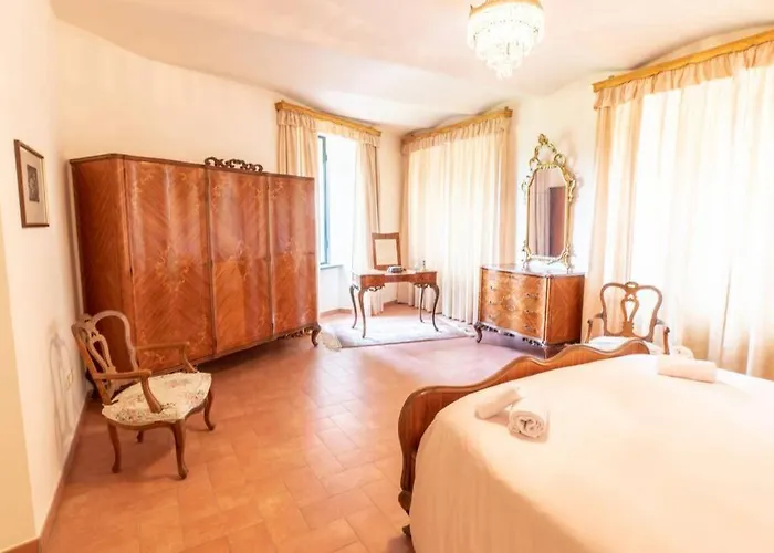 Castello Di * Crocicchio